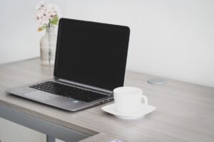在宅転職サイトは本当に役立つ？選び方と注意点を解説！